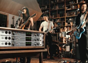 Universal Audio Volt 876 USB Recording Studio