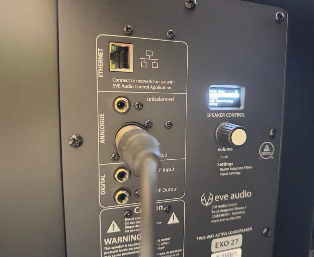 EVE Audio EXO 27 Rear